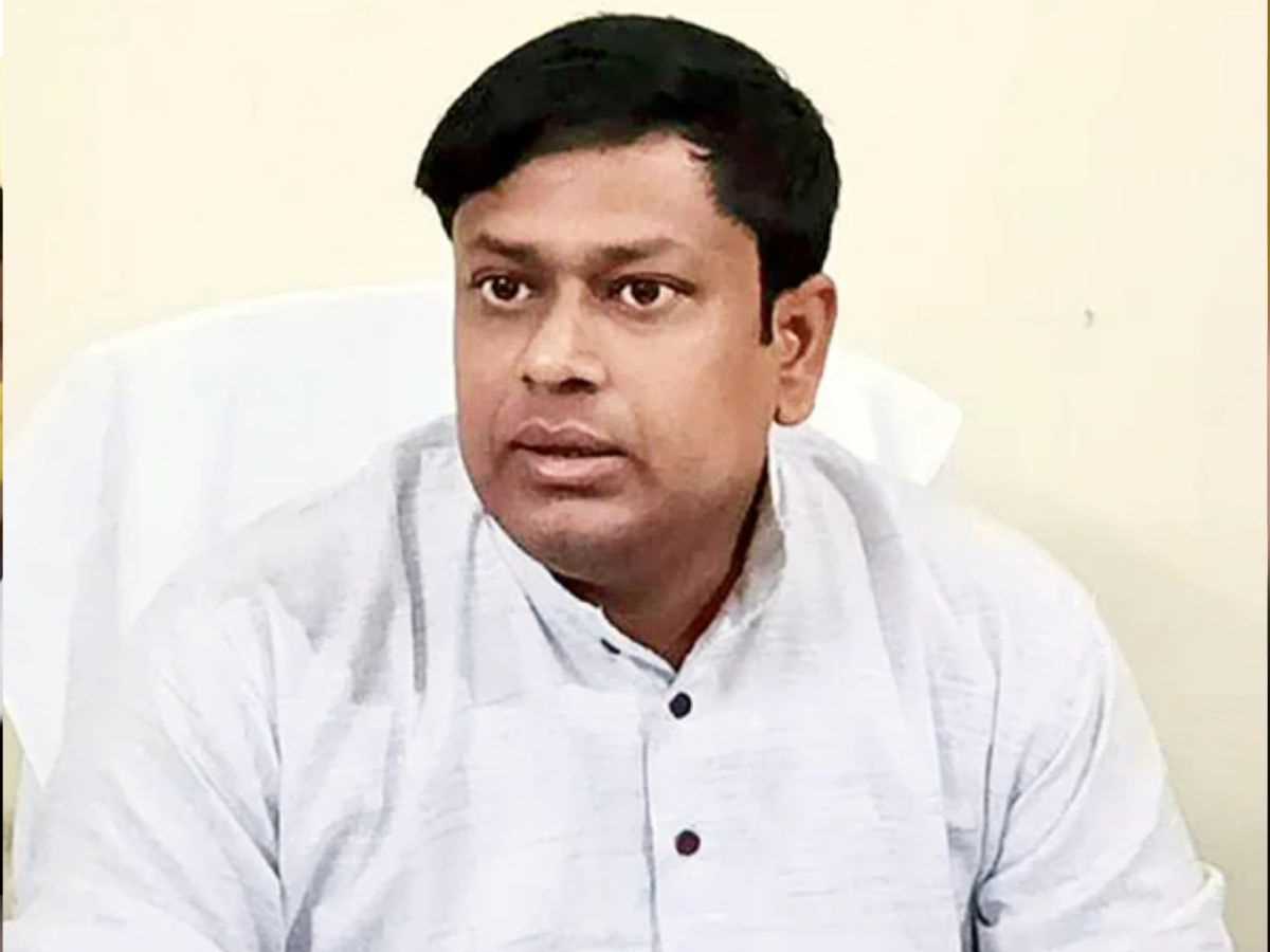 ममता का मणिपुर ट्वीट पाकिस्तान द्वारा आतंकवाद पर भारत को उपदेश देने जैसा है